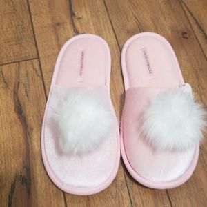 Victoria Secret  pink slipers